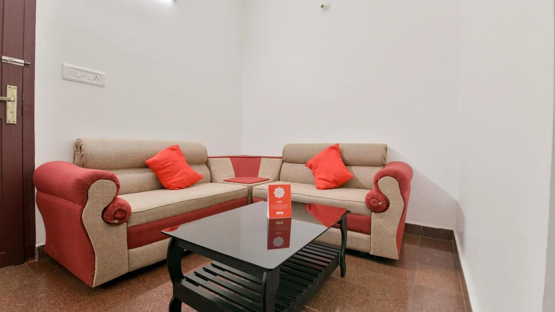 Hotel O Alappuzha Near General Hospital Junction