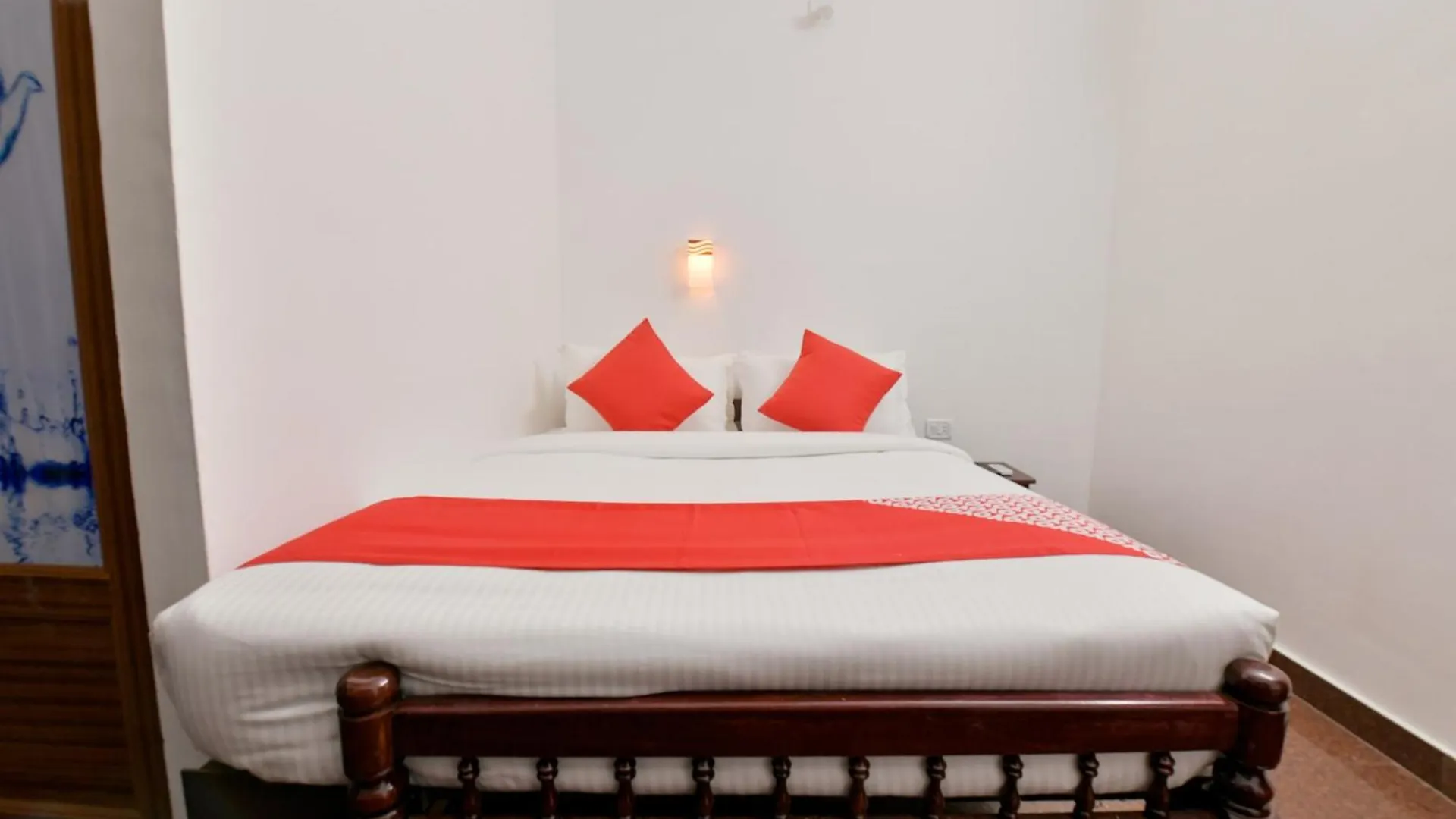 Hotel O Alappuzha Near General Hospital Junction